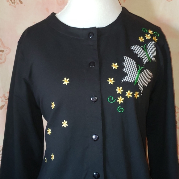 Butterfly and Flowers Embroidered Cardigan - Picture 11 of 11